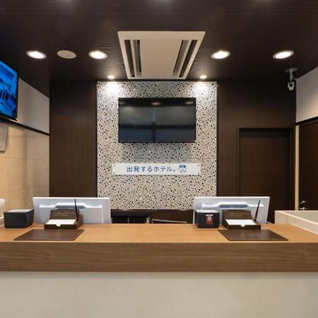 Toyoko Inn Tokyo Eki Yaesu Kita Guchi Zewnętrze zdjęcie