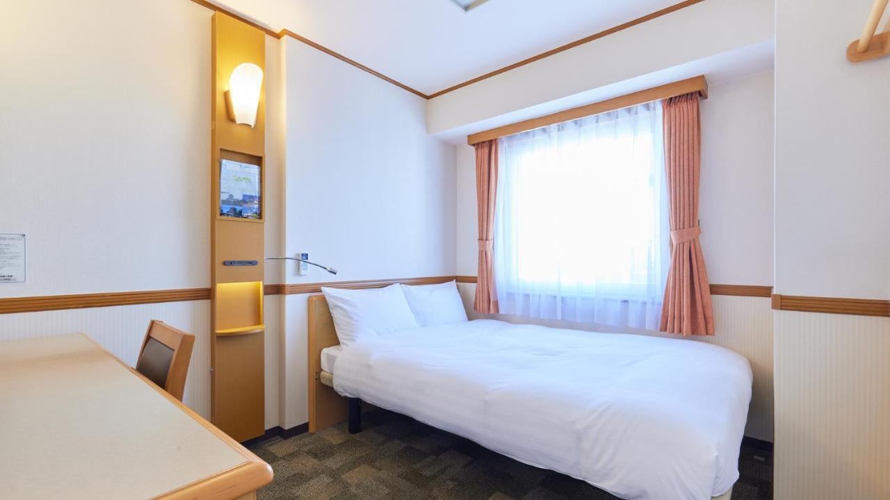 Toyoko Inn Tokyo Eki Yaesu Kita Guchi Zewnętrze zdjęcie