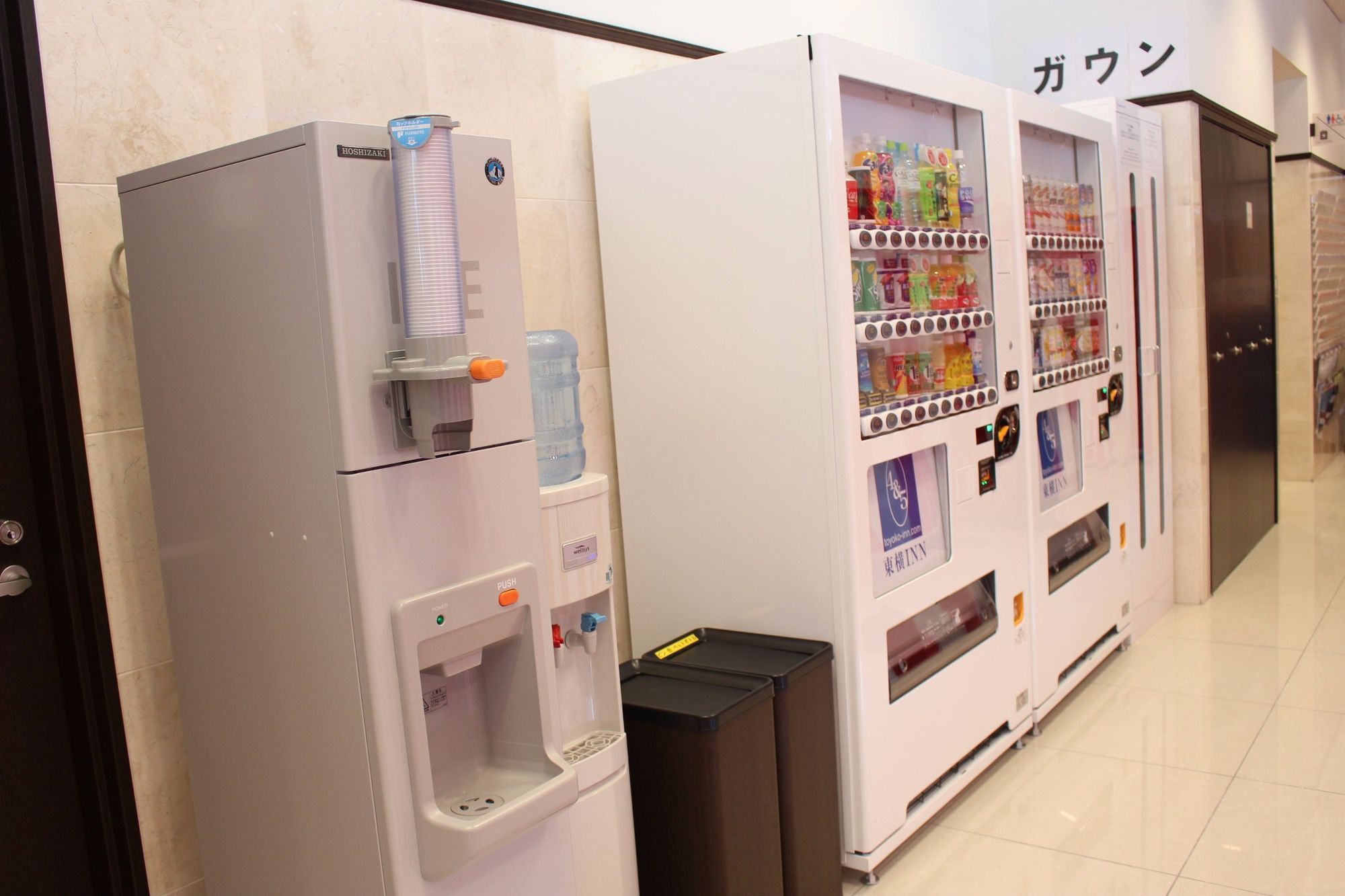 Toyoko Inn Tokyo Eki Yaesu Kita Guchi Zewnętrze zdjęcie
